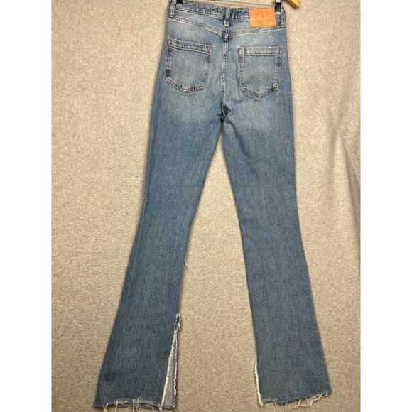 Zara Straight High Rise Jeans Womens 2 Denim Distressed Mid Wash Minimalist - Picture 2 of 12